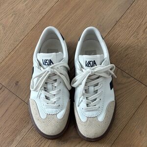 Veja Volley white/nautica 36